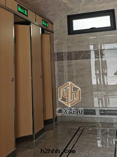 裝(zhuāng)配模块(kuài)化(huà)移動(dòng)公(gōng)廁廁間(jiān)